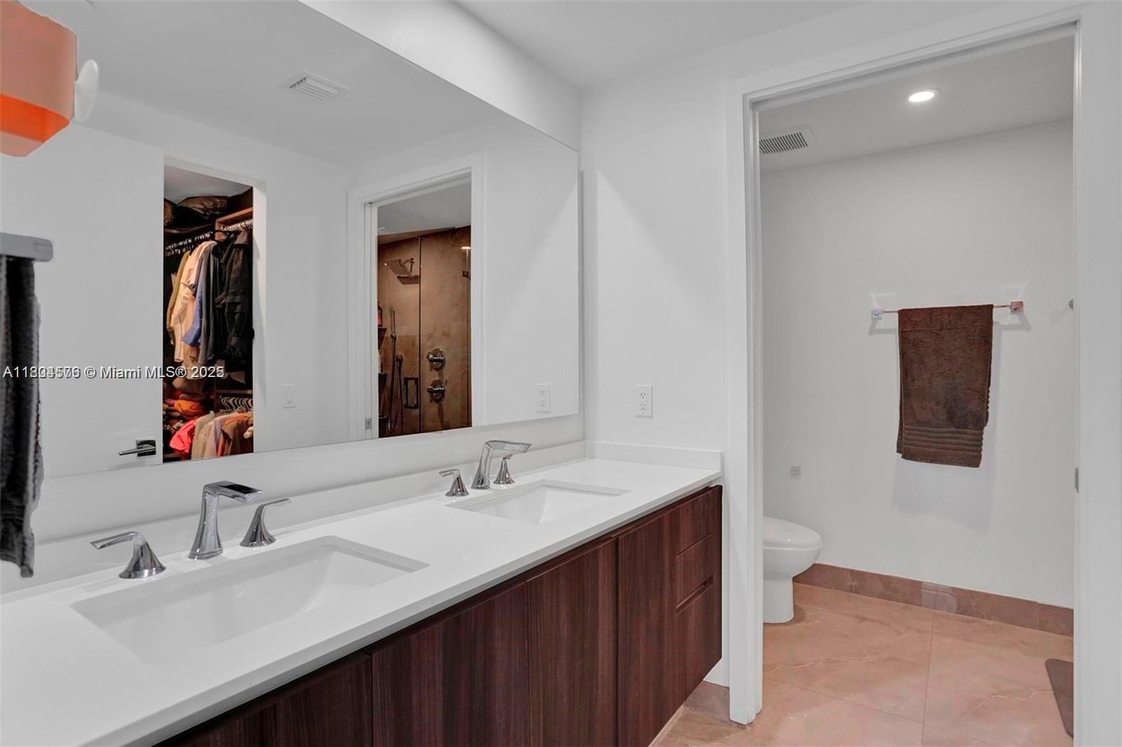 ARIA ON THE BAY CONDO - Residential Lease