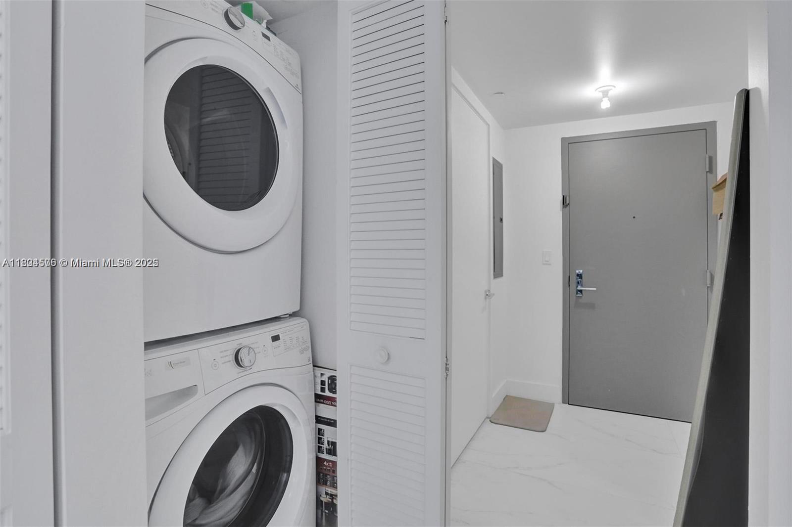 ARIA ON THE BAY CONDO - Residential Lease