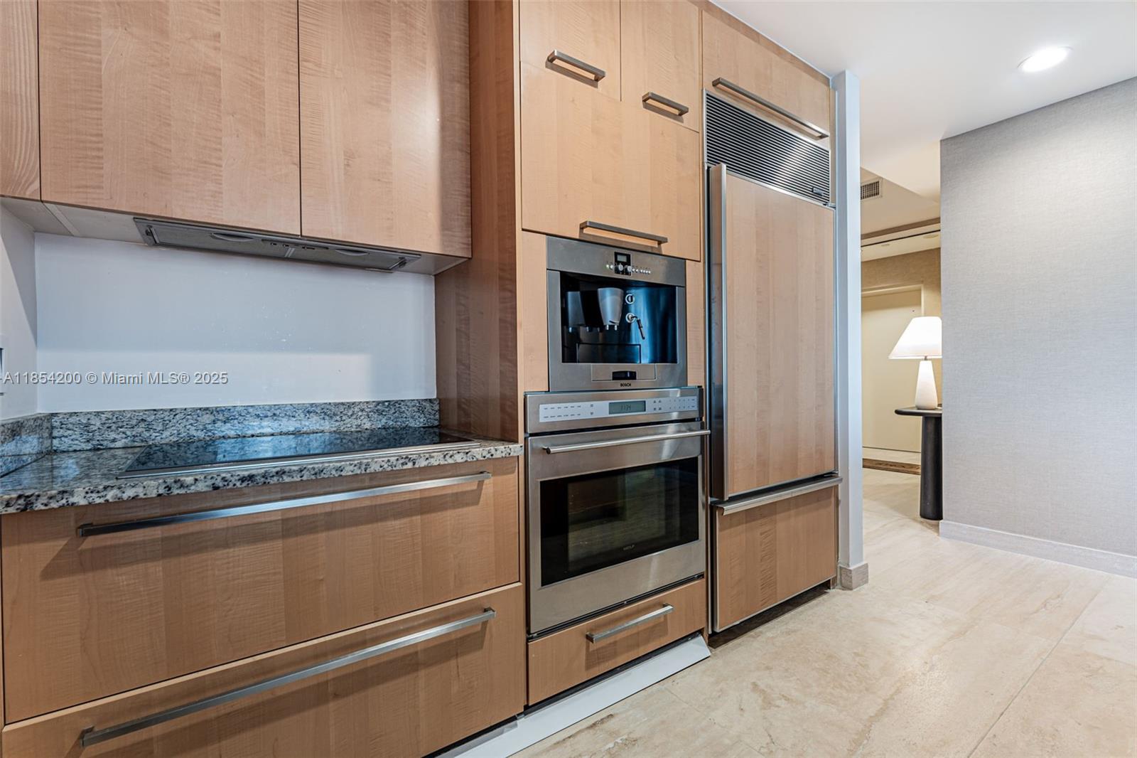 TDR TOWER III CONDO - Residential Lease