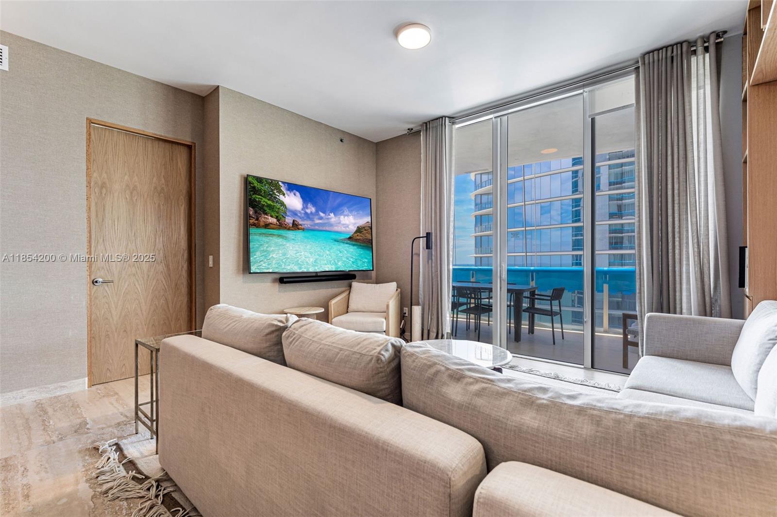 TDR TOWER III CONDO - Residential Lease