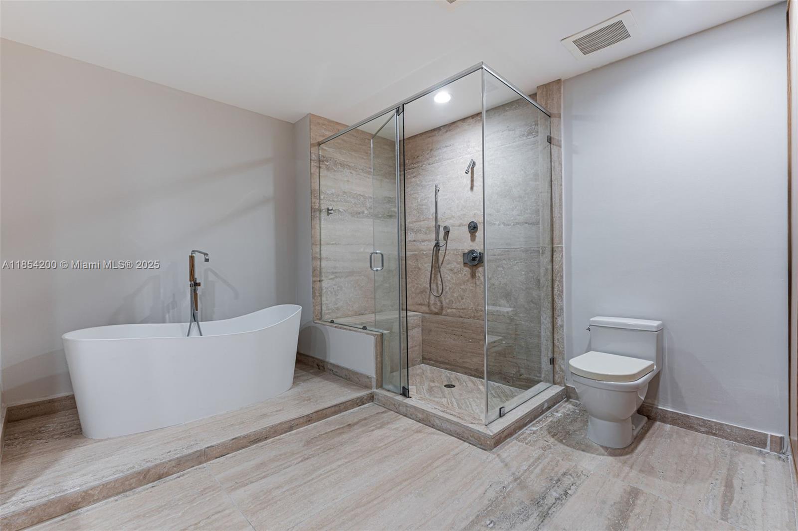 TDR TOWER III CONDO - Residential Lease