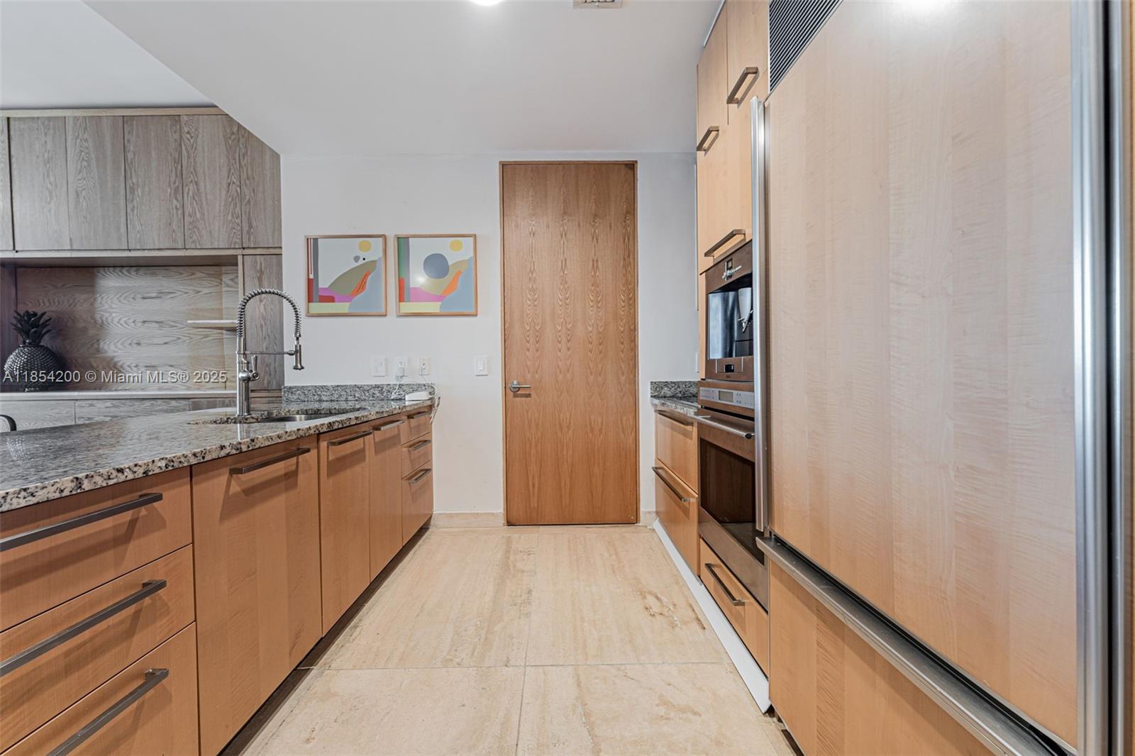 TDR TOWER III CONDO - Residential Lease