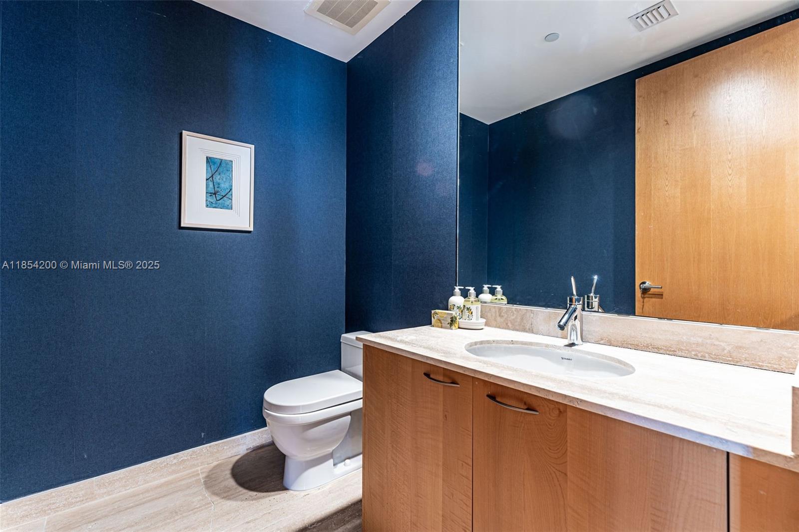 TDR TOWER III CONDO - Residential Lease