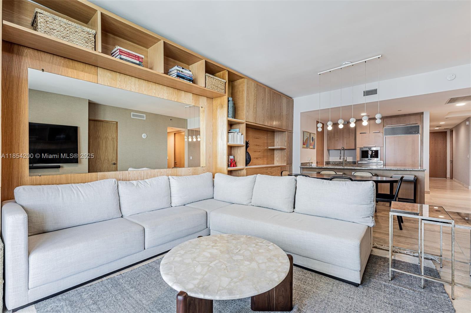 TDR TOWER III CONDO - Residential Lease