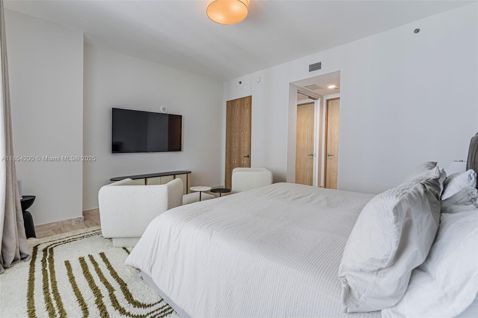 TDR TOWER III CONDO - Residential Lease