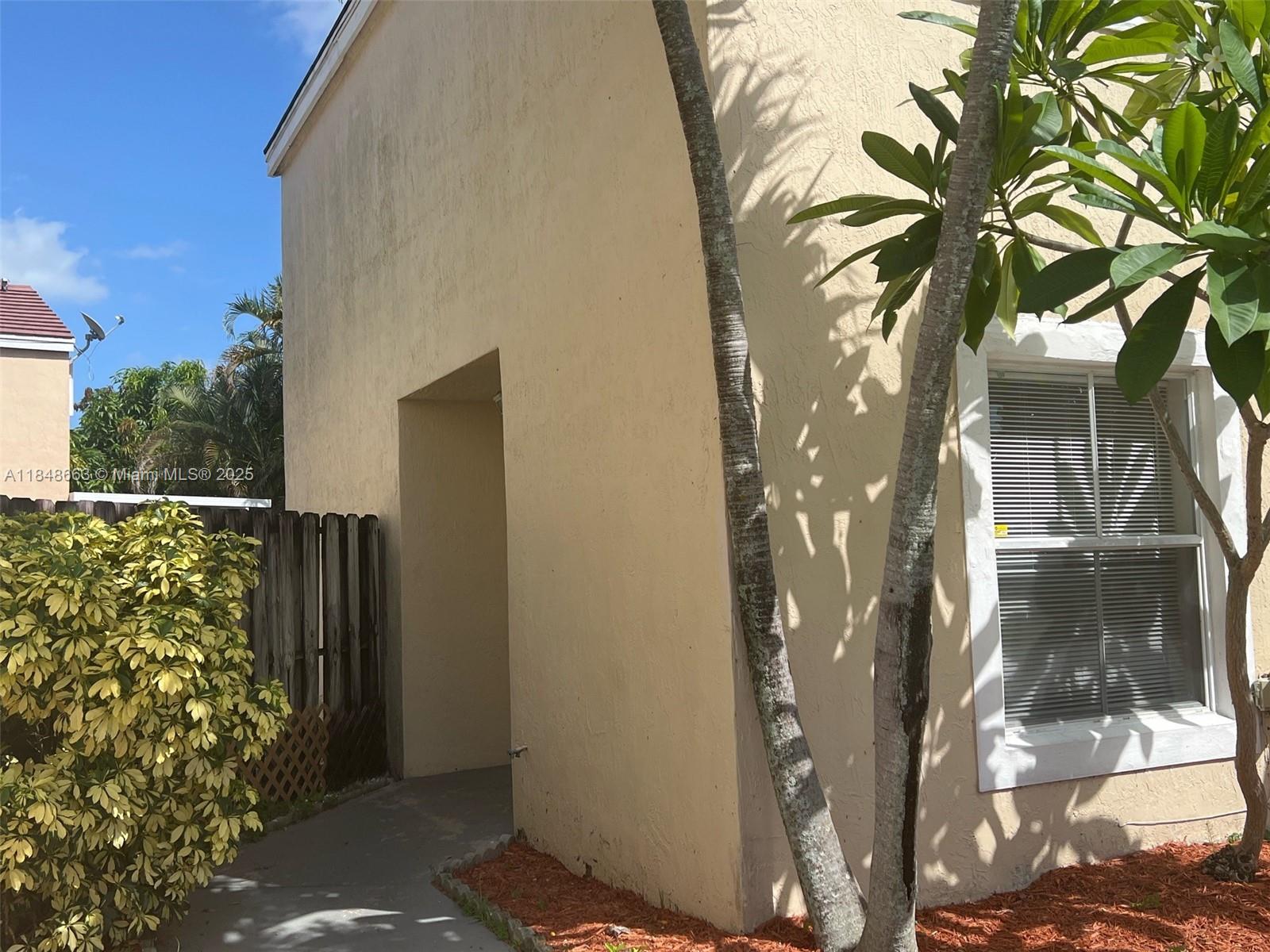 CORAL BAY REPLAT SECTION - Residential