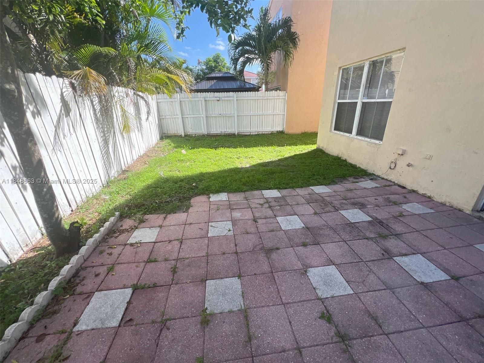 CORAL BAY REPLAT SECTION - Residential