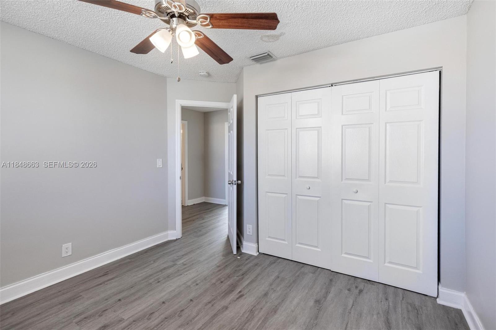 CORAL BAY REPLAT SECTION - Residential