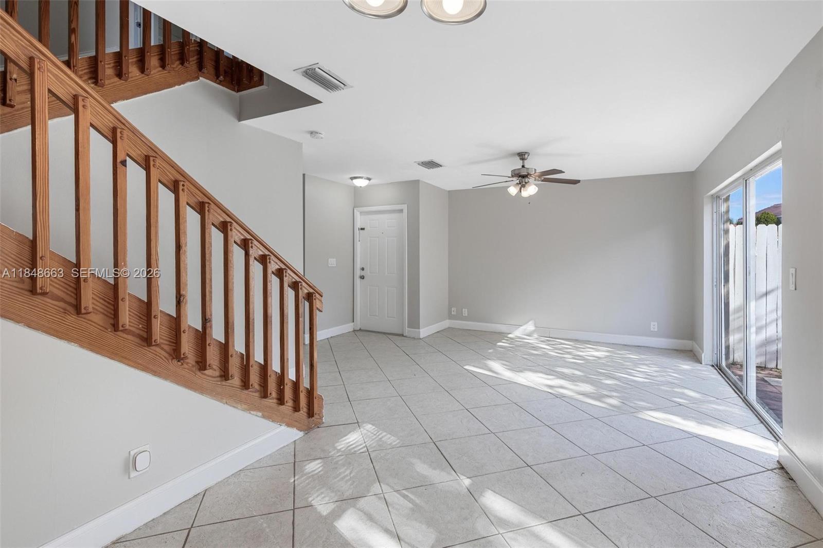 CORAL BAY REPLAT SECTION - Residential