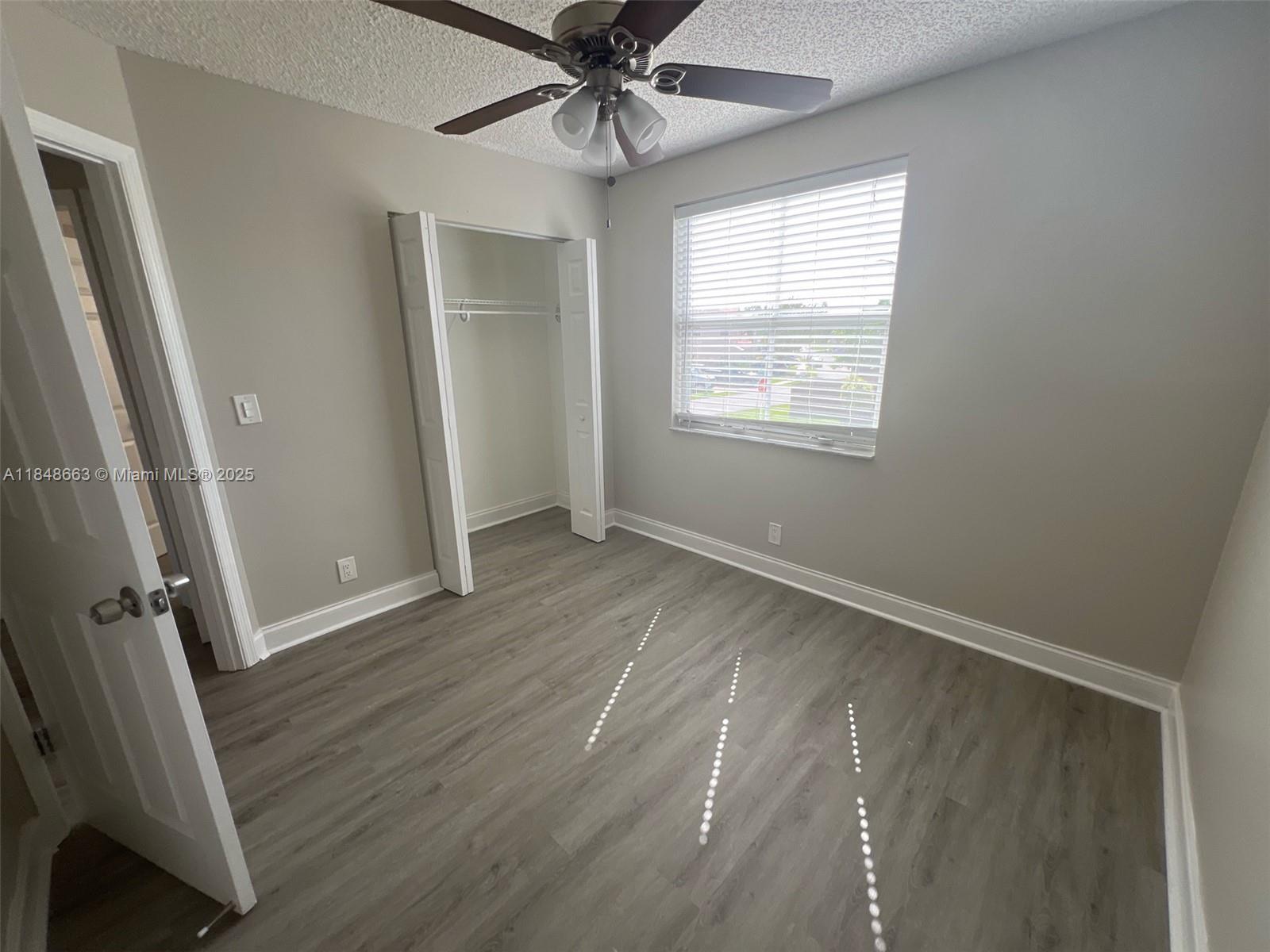 CORAL BAY REPLAT SECTION - Residential