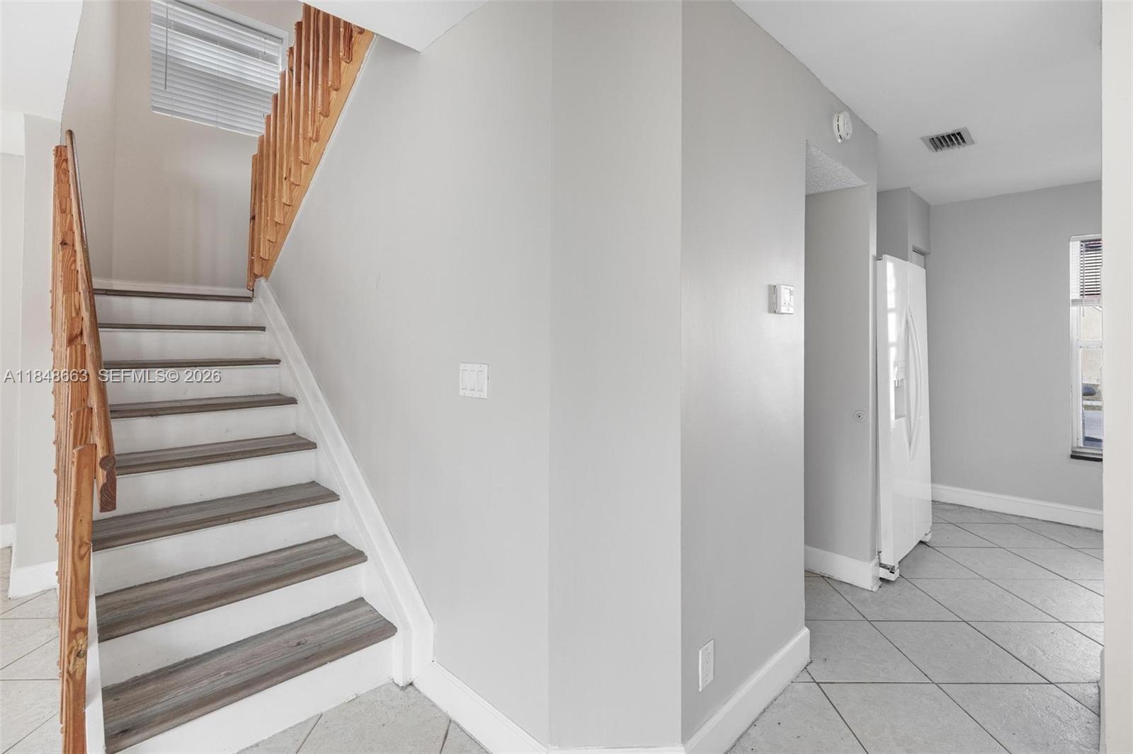 CORAL BAY REPLAT SECTION - Residential