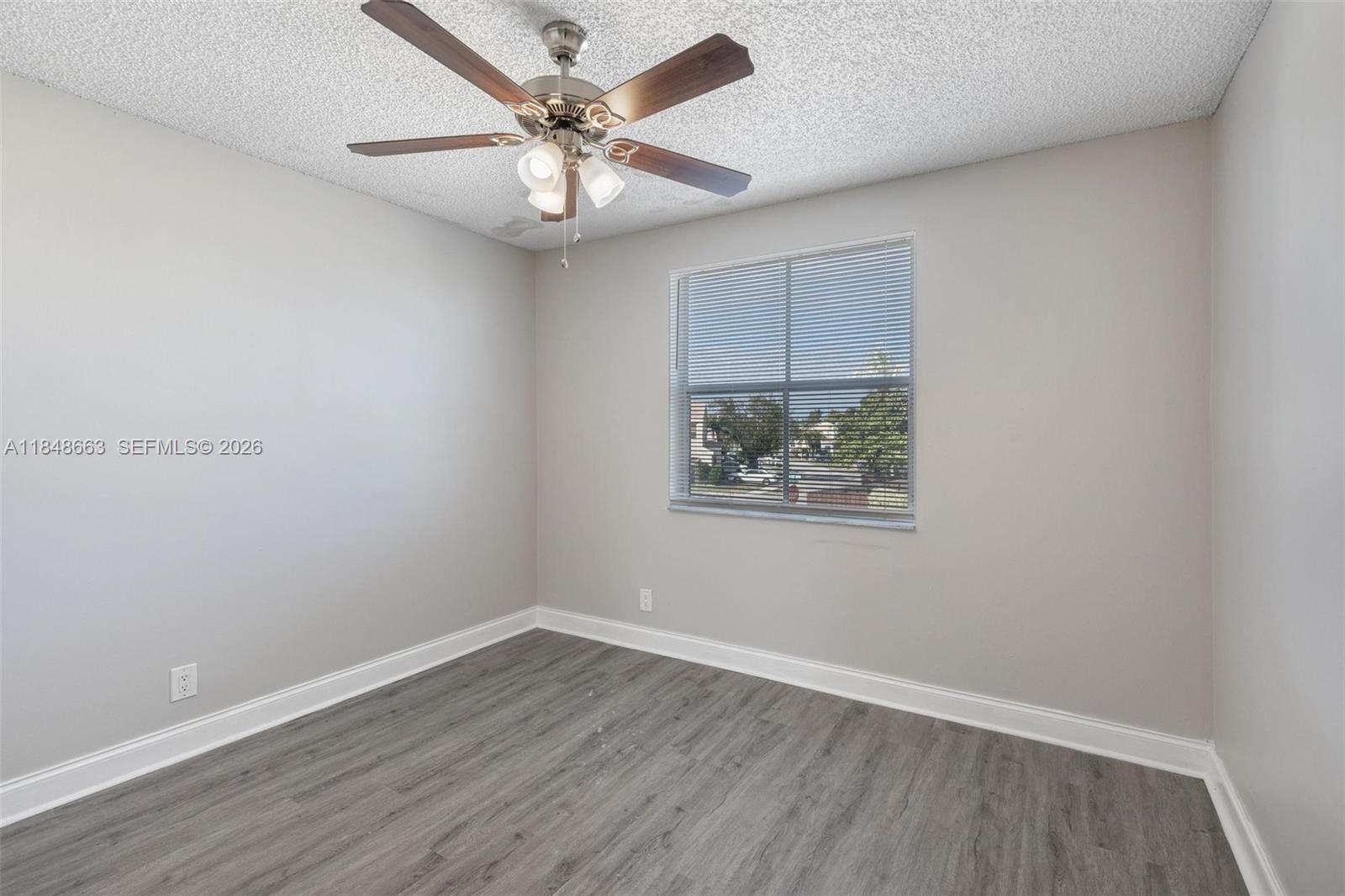 CORAL BAY REPLAT SECTION - Residential