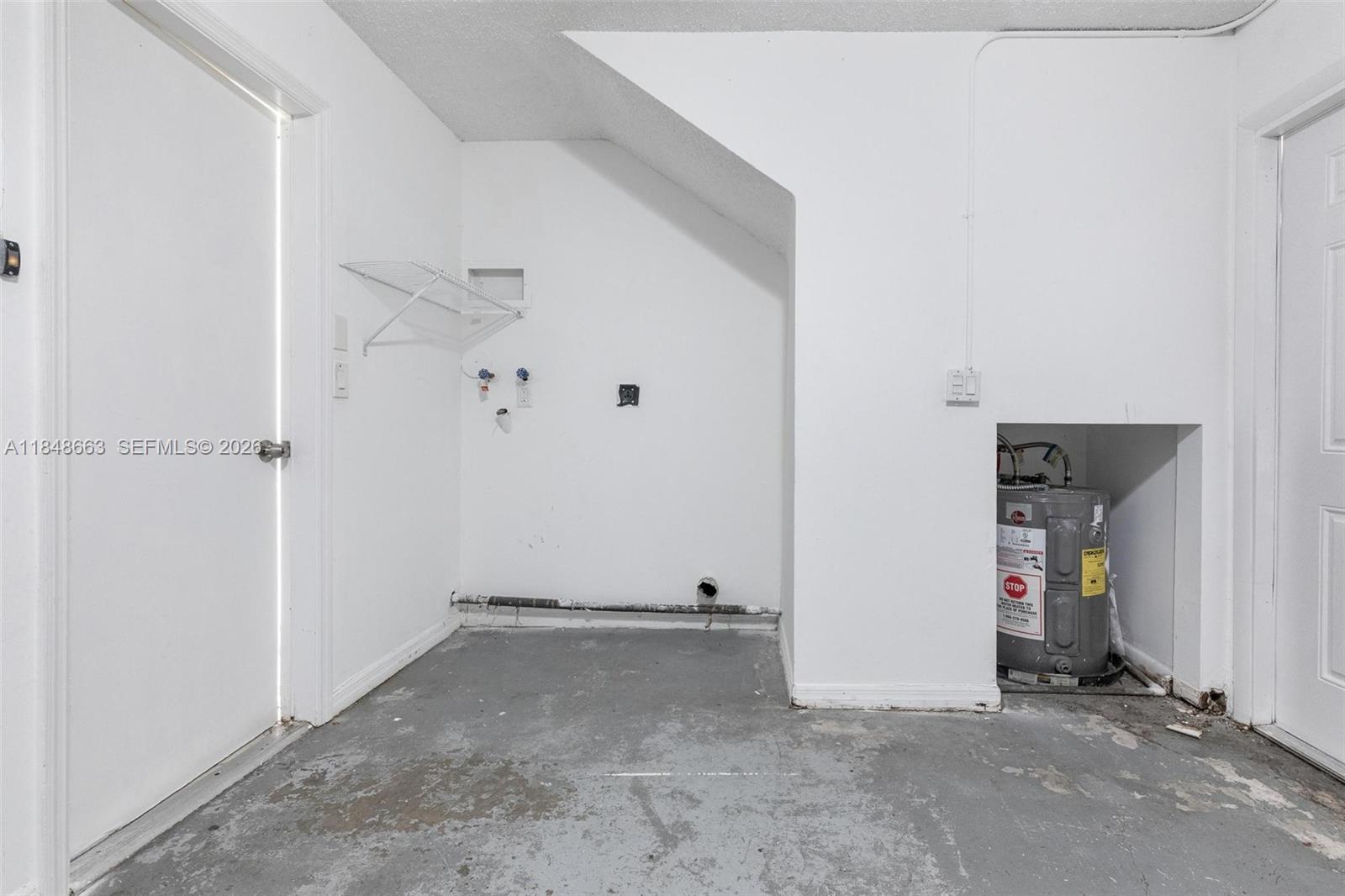 CORAL BAY REPLAT SECTION - Residential