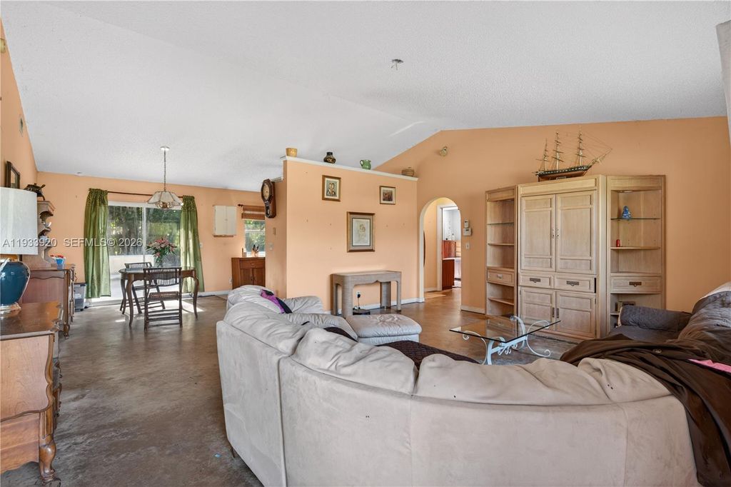 Photo of 13228 N 158th St N, Jupiter, FL 33478 (MLS # A11933920)