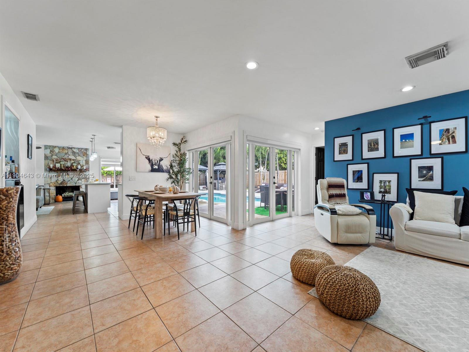 CROSSINGS SEC 3 THE - Residential