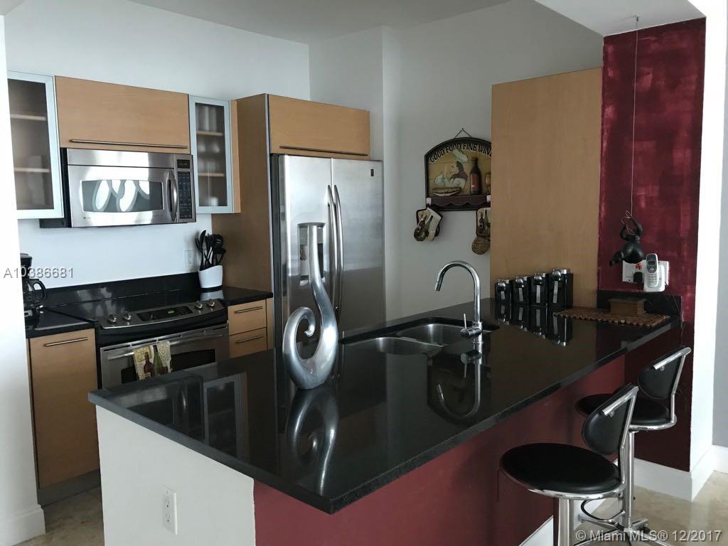 THE PLAZA 901 BRICKELL - Residential Lease