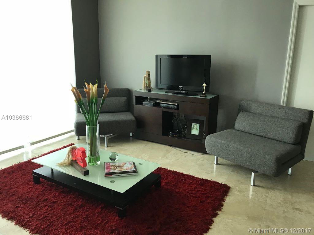 THE PLAZA 901 BRICKELL - Residential Lease