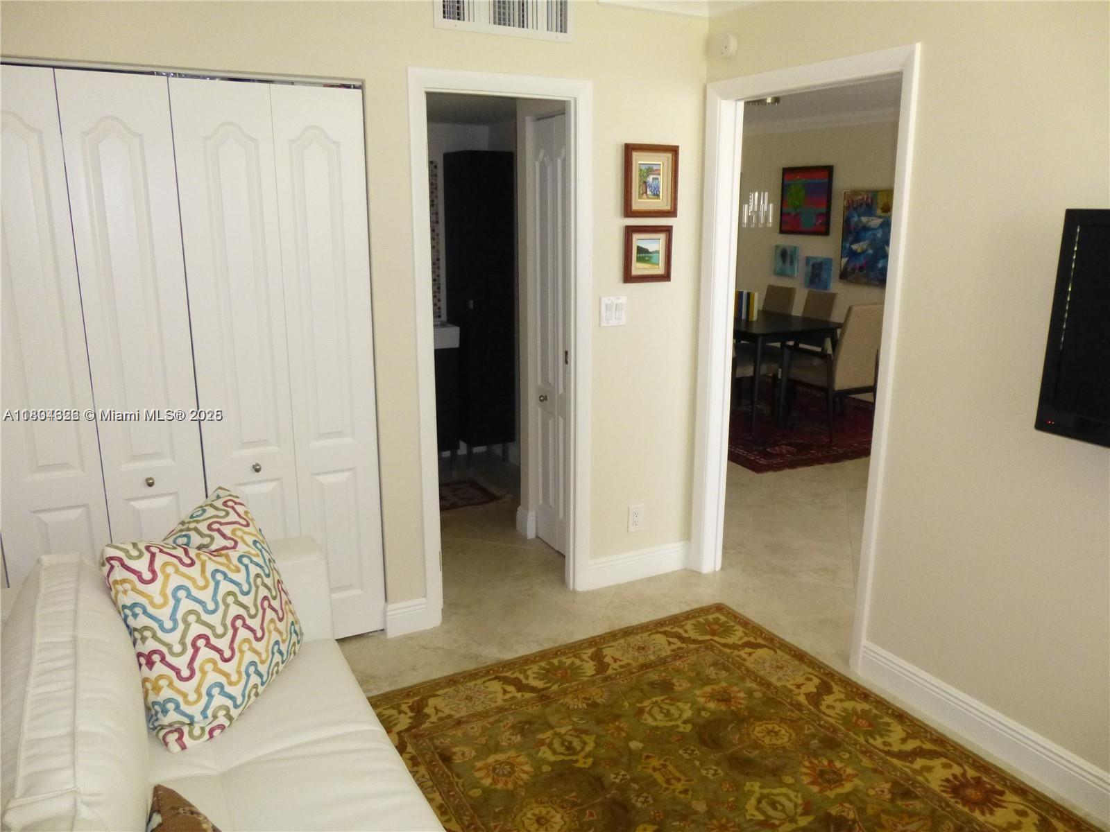 BRAVURA II CONDO - Residential