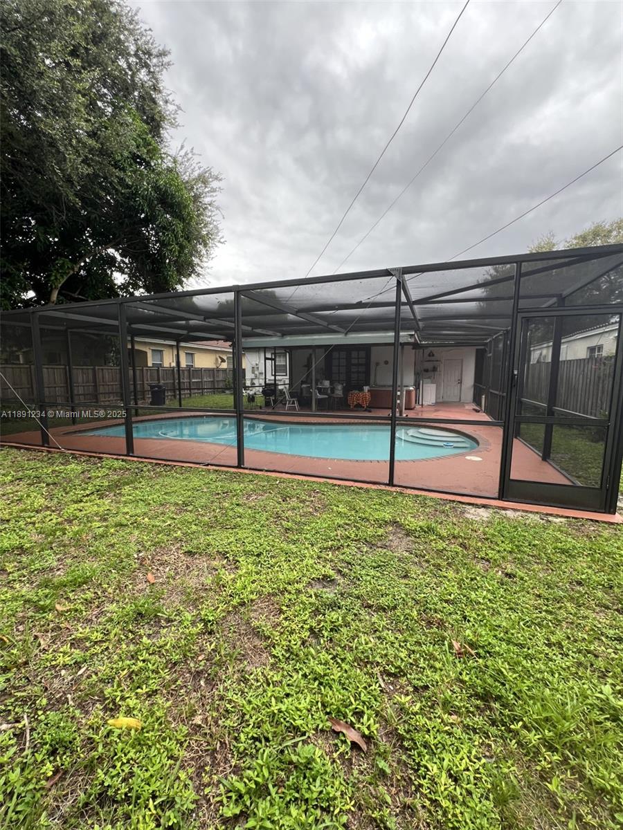 REV PL OF COUNTRY CLUB ES - Residential