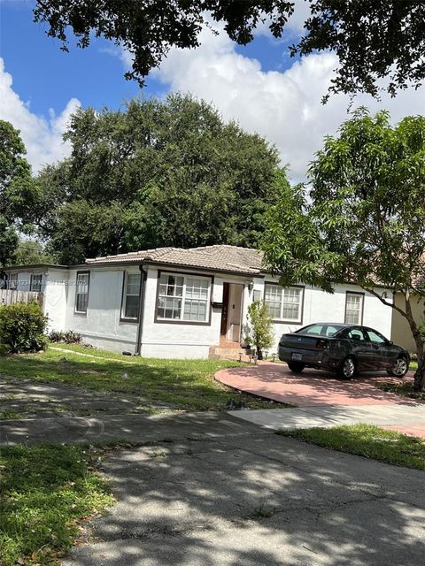 Photo of 61 Truxton Dr, Miami Springs, FL 33166 (MLS # A11891234)