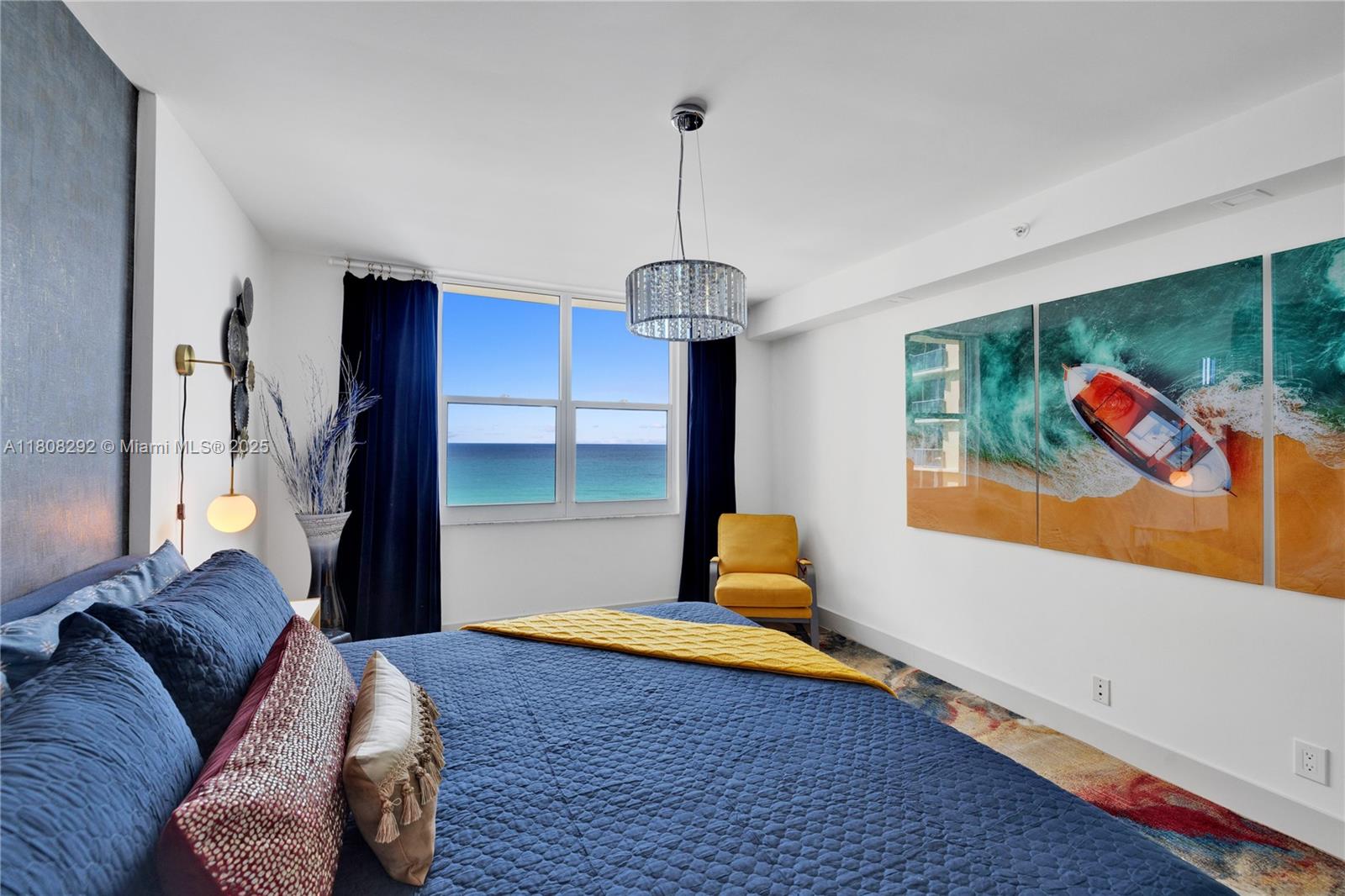 WAVE CONDO - Residential