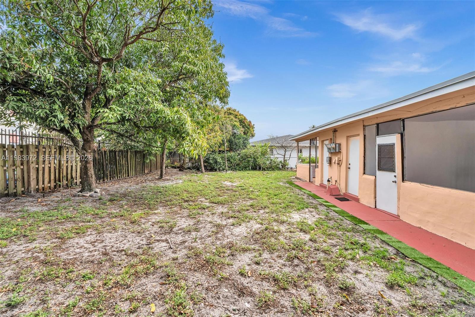 SUNSHINE VILLAS - Residential Income