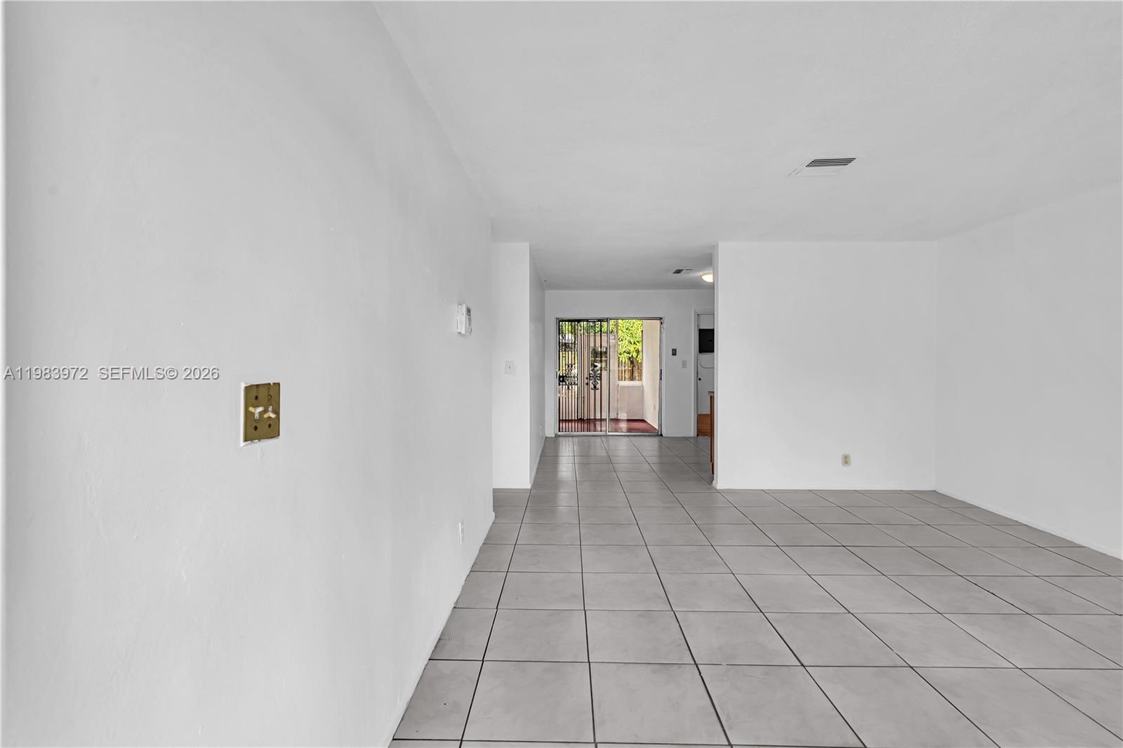 SUNSHINE VILLAS - Residential Income