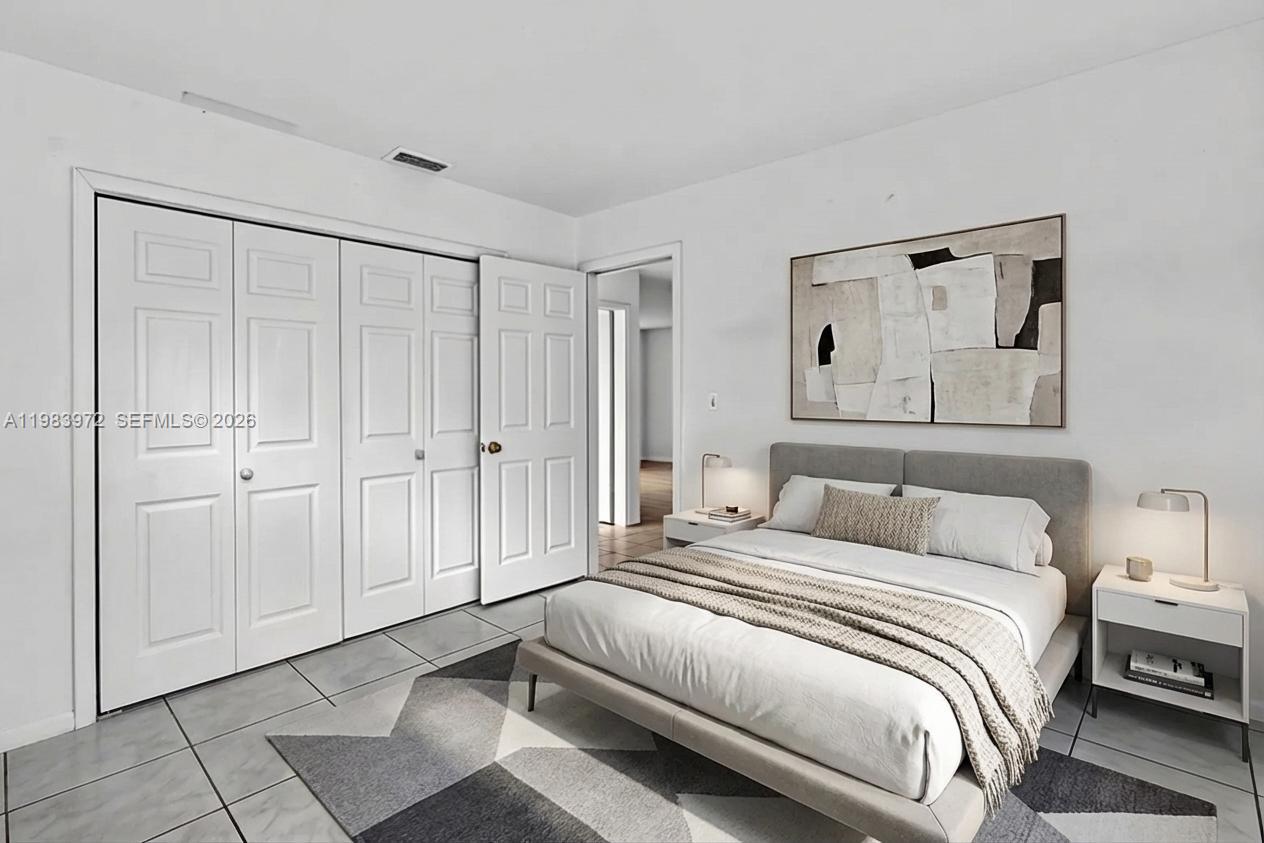 SUNSHINE VILLAS - Residential Income