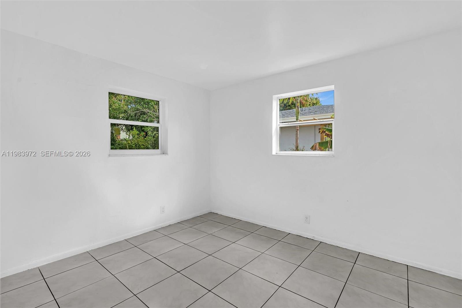 SUNSHINE VILLAS - Residential Income