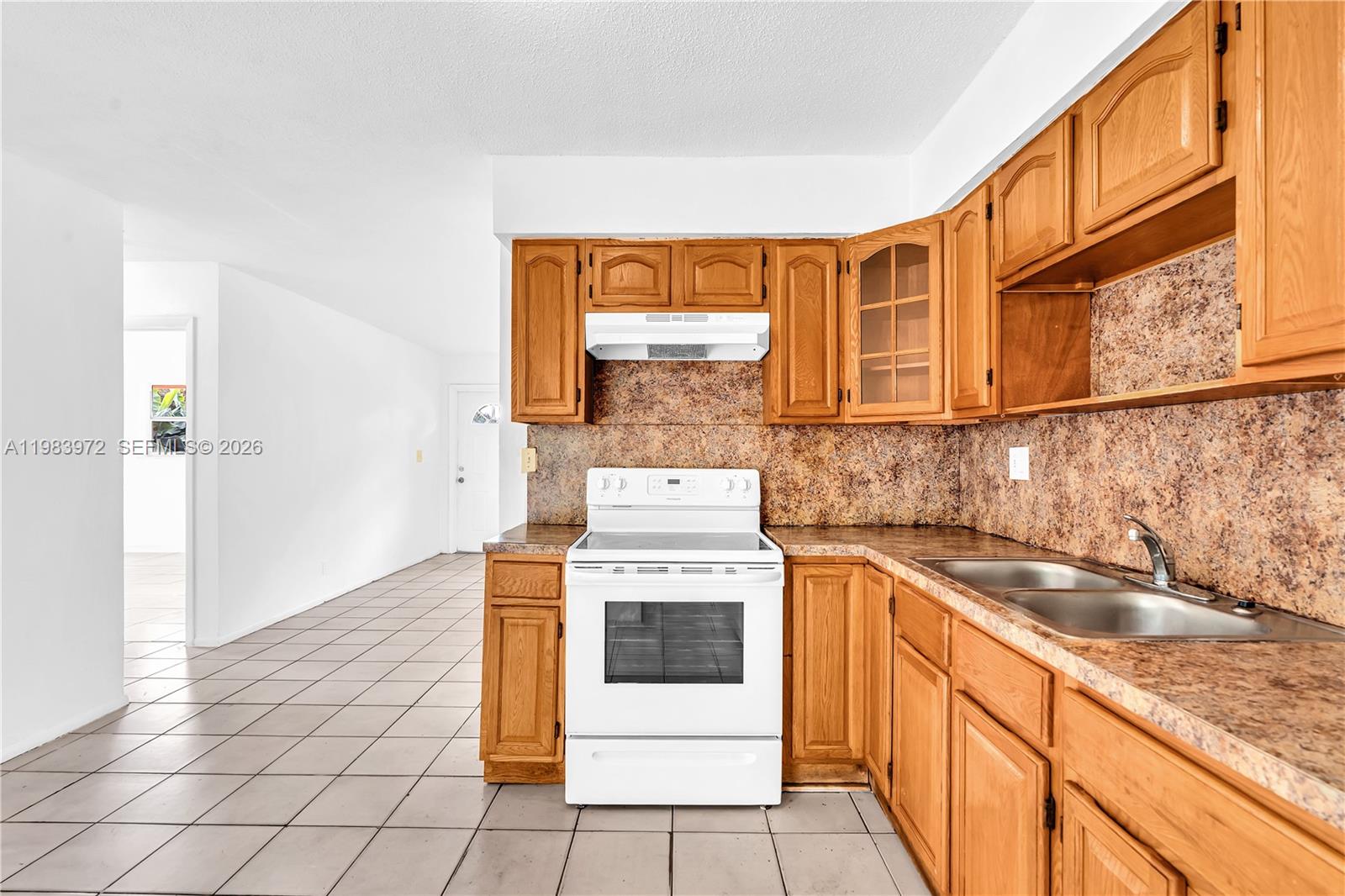 SUNSHINE VILLAS - Residential Income