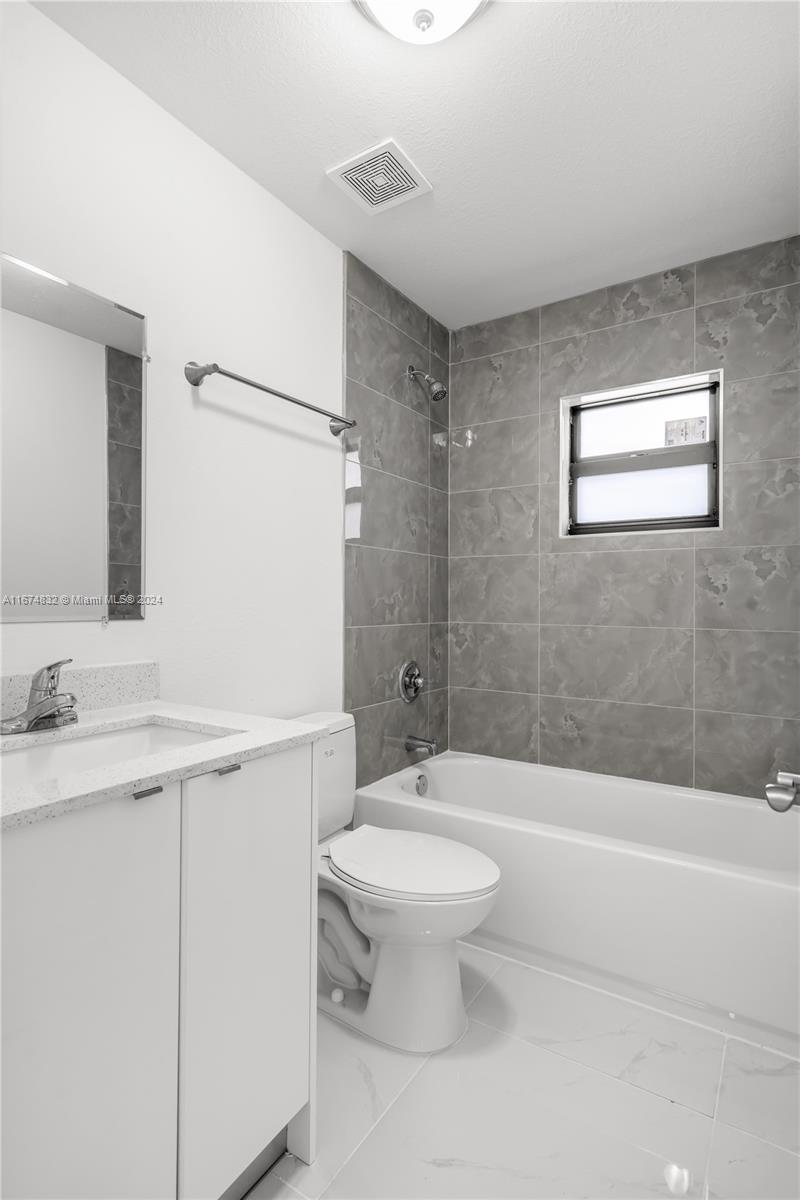 1231-1233 NW 9 AVE CONDO - Residential
