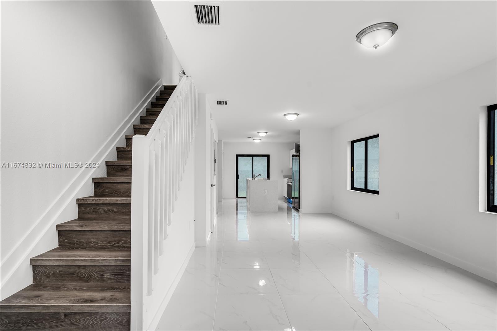 1231-1233 NW 9 AVE CONDO - Residential