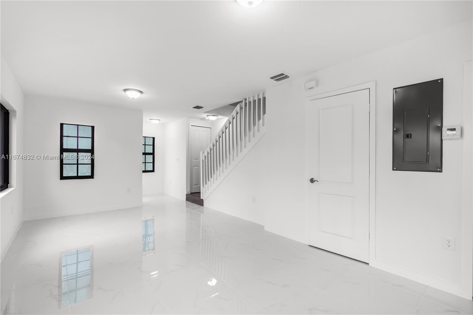 1231-1233 NW 9 AVE CONDO - Residential