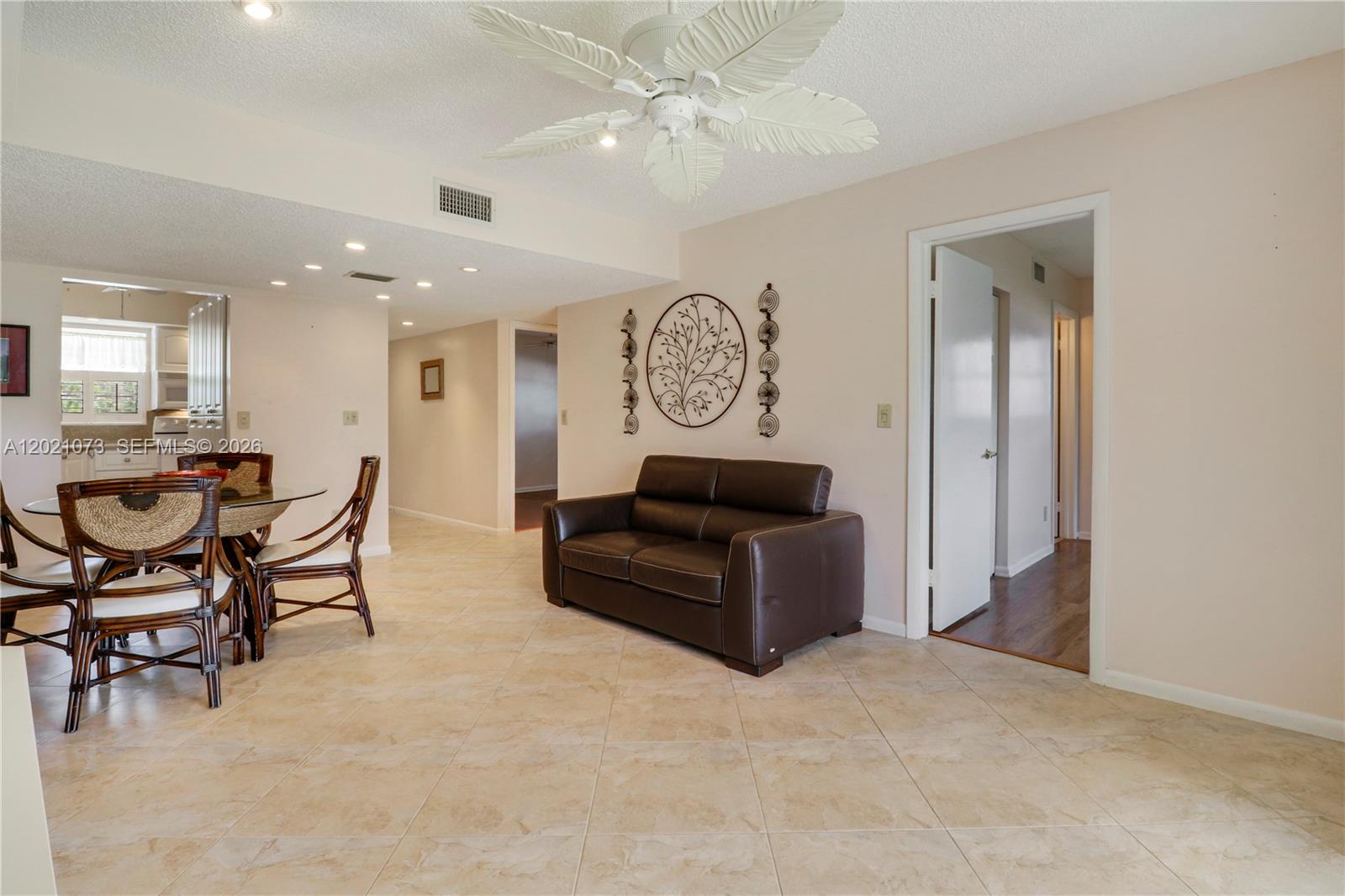18081 SE Country Club Dr 13-121
