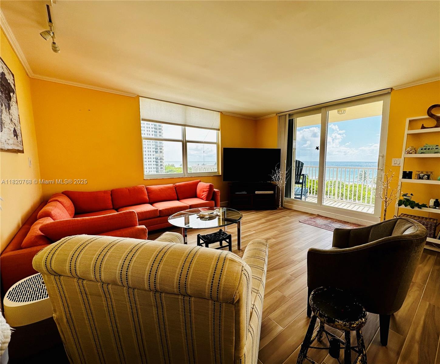 STRATFORD TOWERS CONDO - Residential Lease