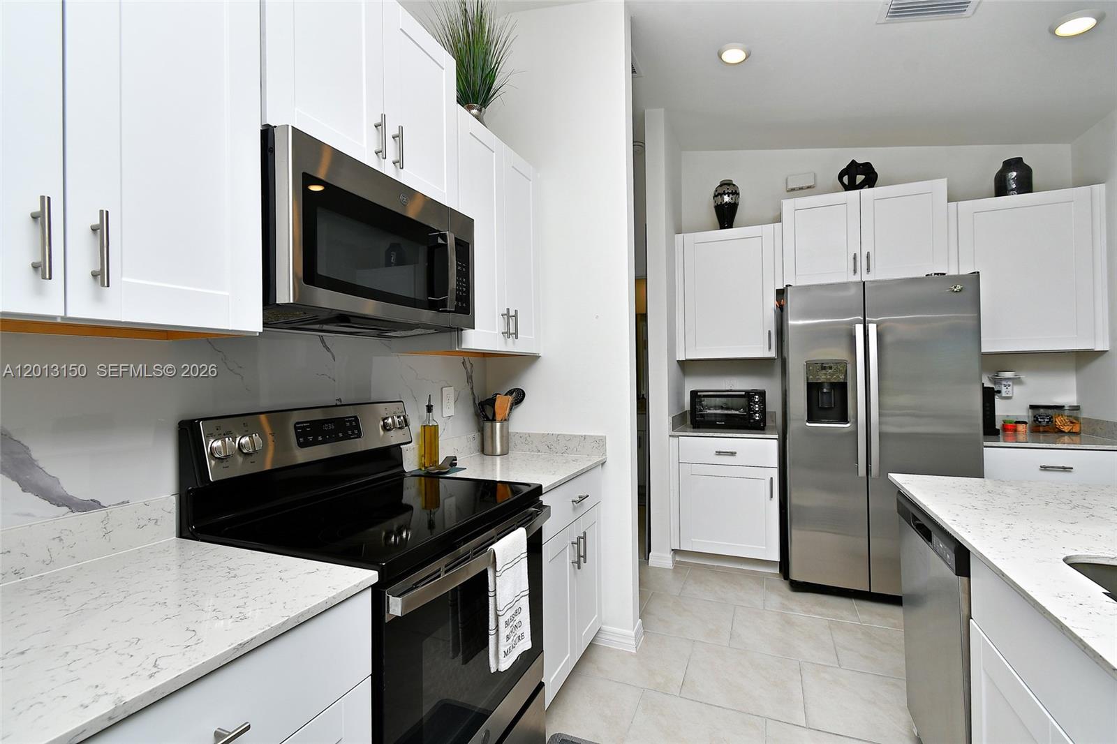 Savannah Lakes - Residential