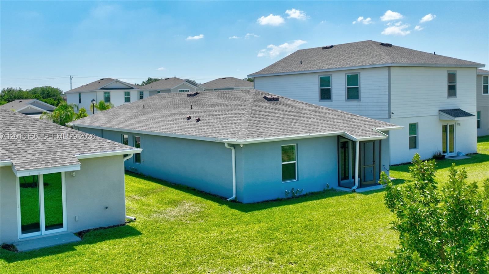 Savannah Lakes - Residential