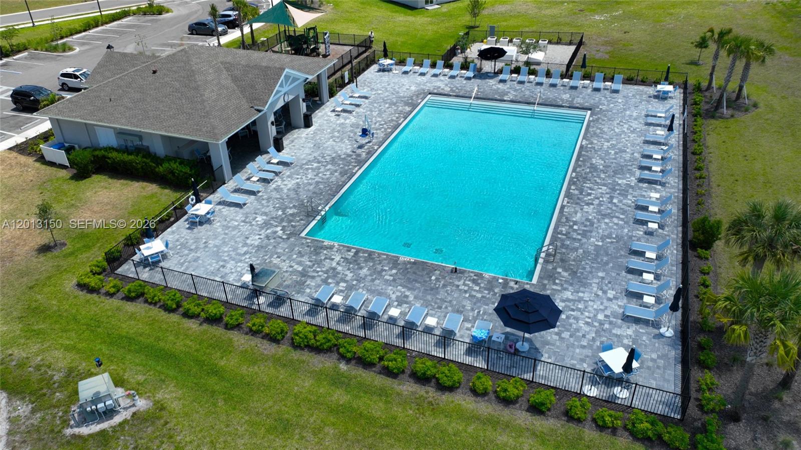 Savannah Lakes - Residential