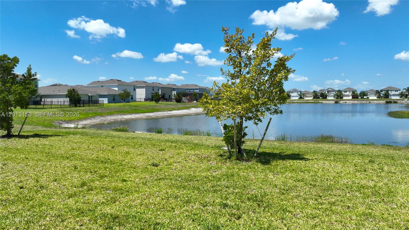 Savannah Lakes - Residential