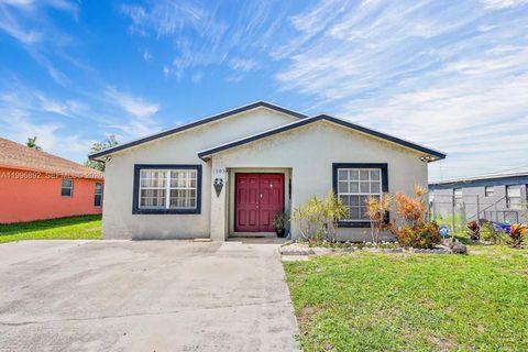 1303 W 6th St Riviera Beach FL 33404