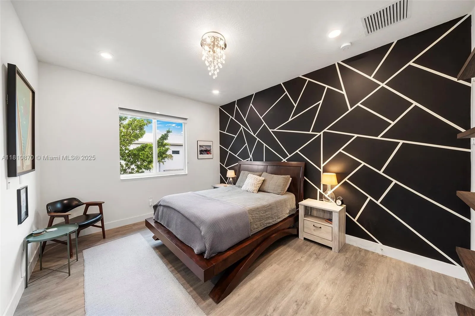 Doral, Florida 33178, United States, 3 Bedrooms Bedrooms, ,3 BathroomsBathrooms,Residential,Pending,140448