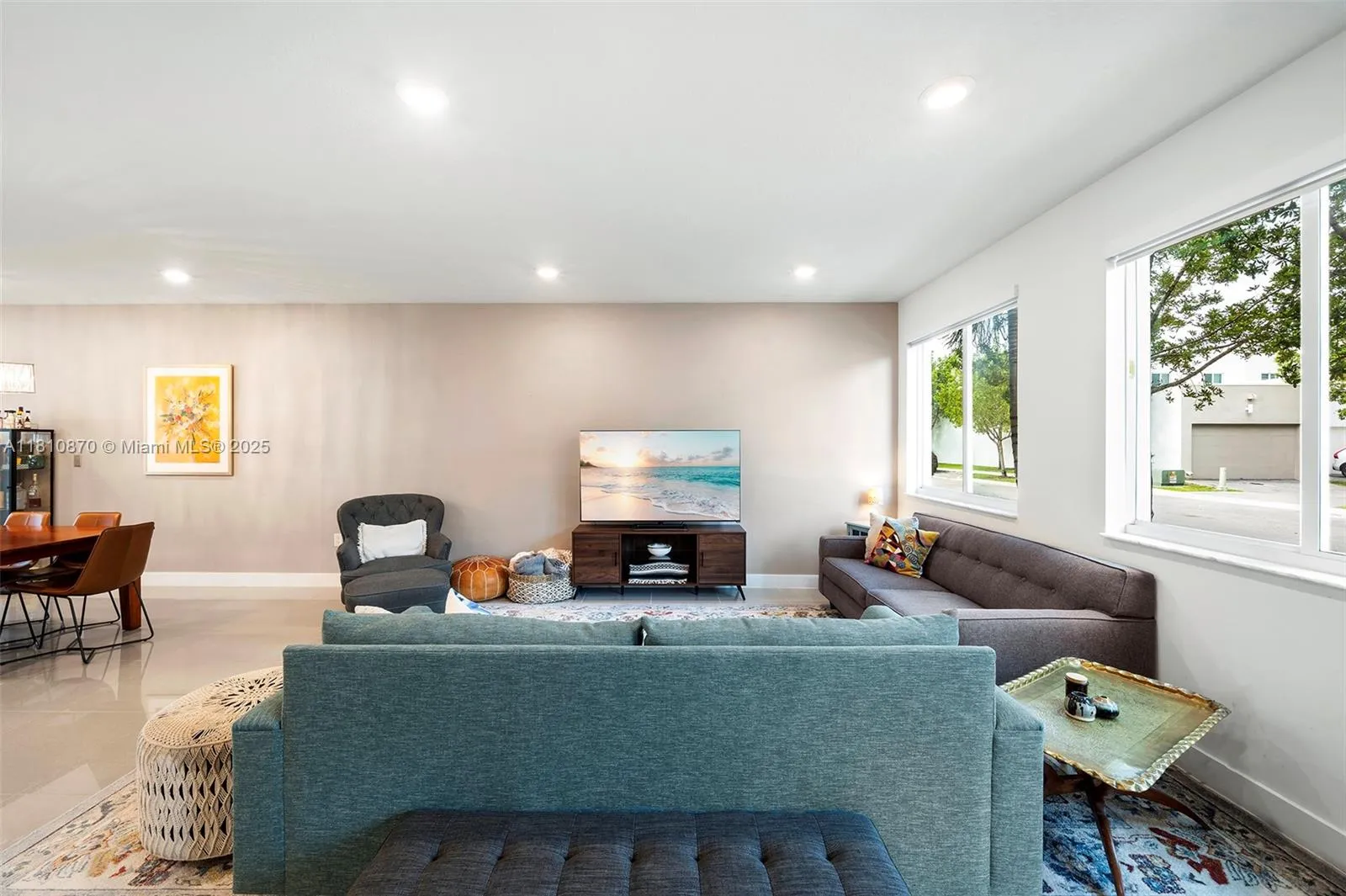 Doral, Florida 33178, United States, 3 Bedrooms Bedrooms, ,3 BathroomsBathrooms,Residential,Pending,140448