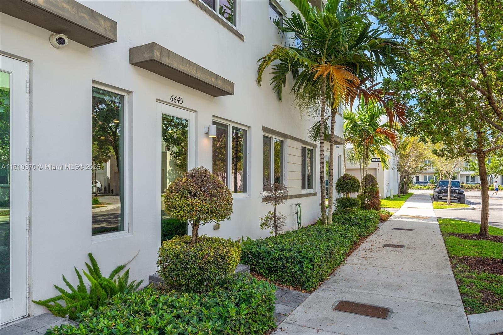 6645 NW 103rd Path