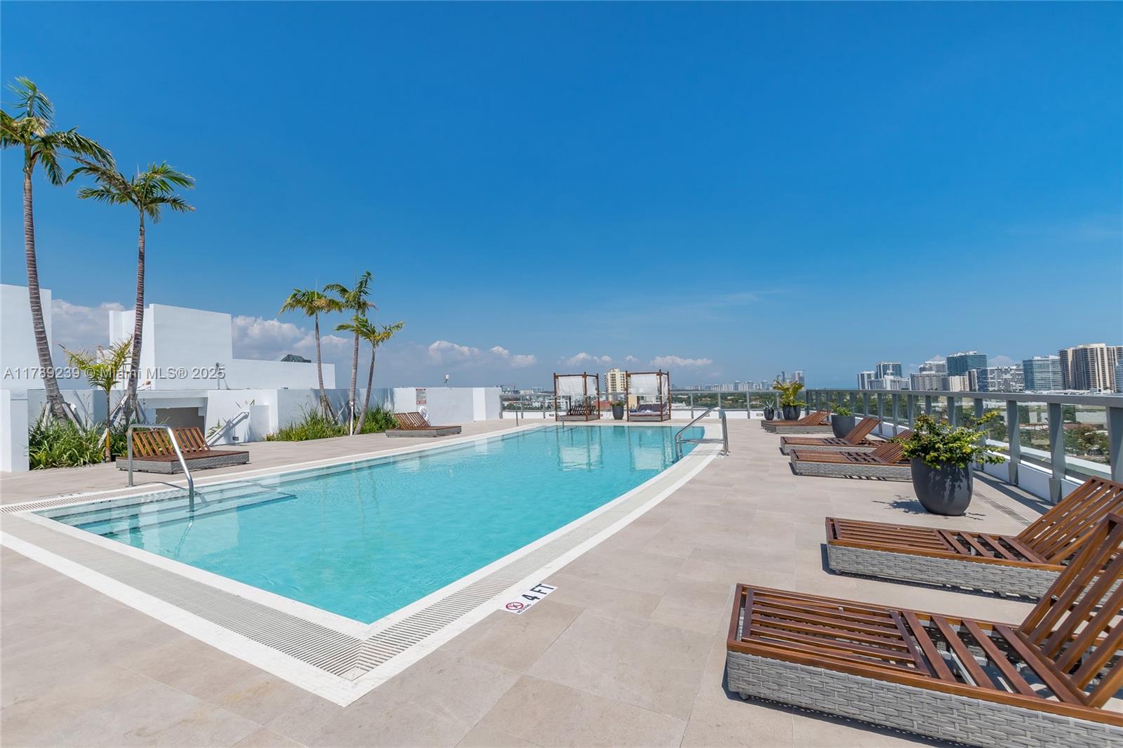THE IVORY RESIDENCE CONDO - Residential