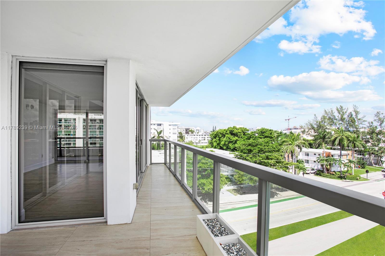 THE IVORY RESIDENCE CONDO - Residential