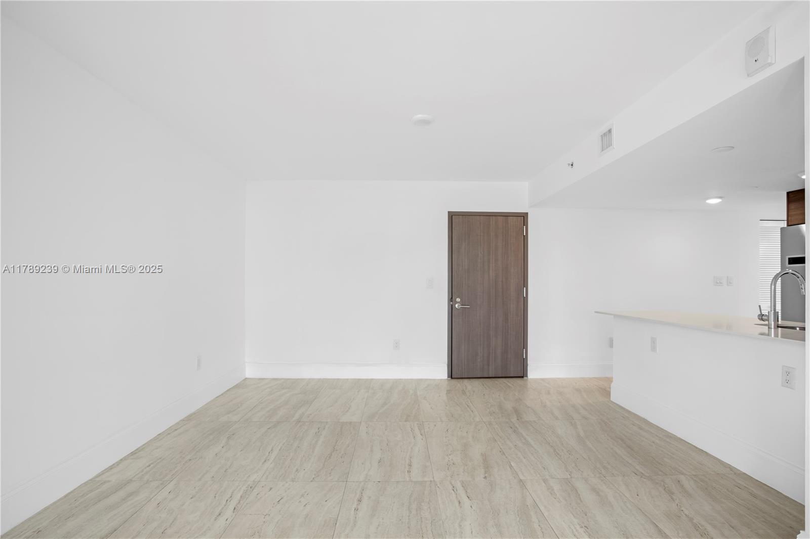 THE IVORY RESIDENCE CONDO - Residential