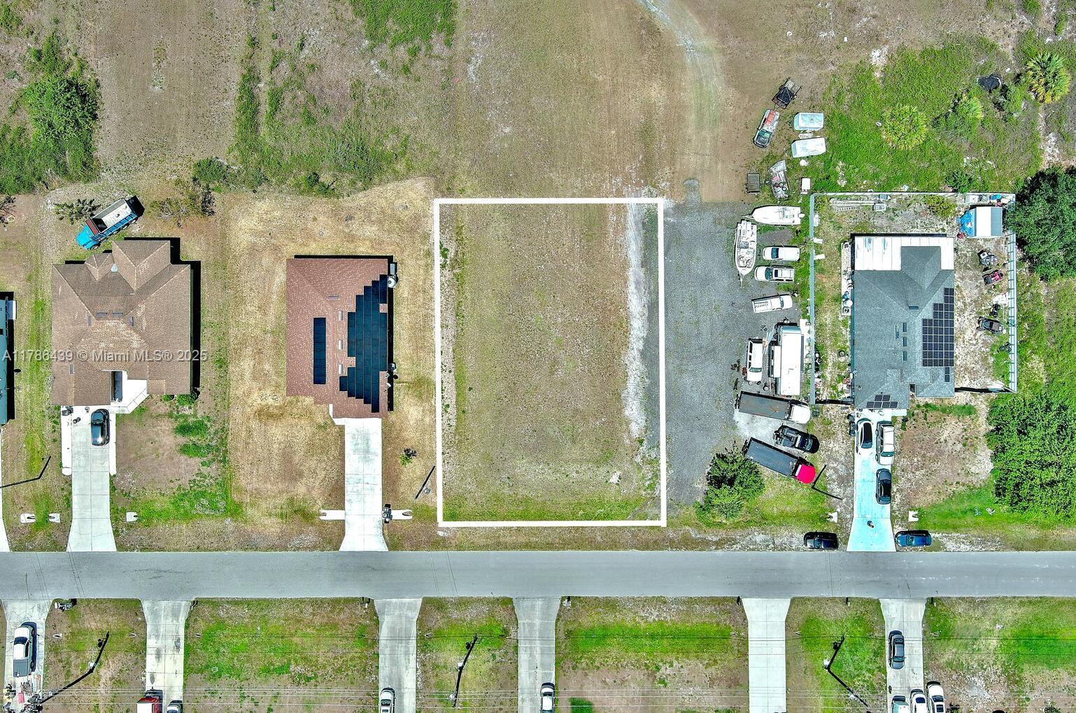 LEHIGH ACRES - Land