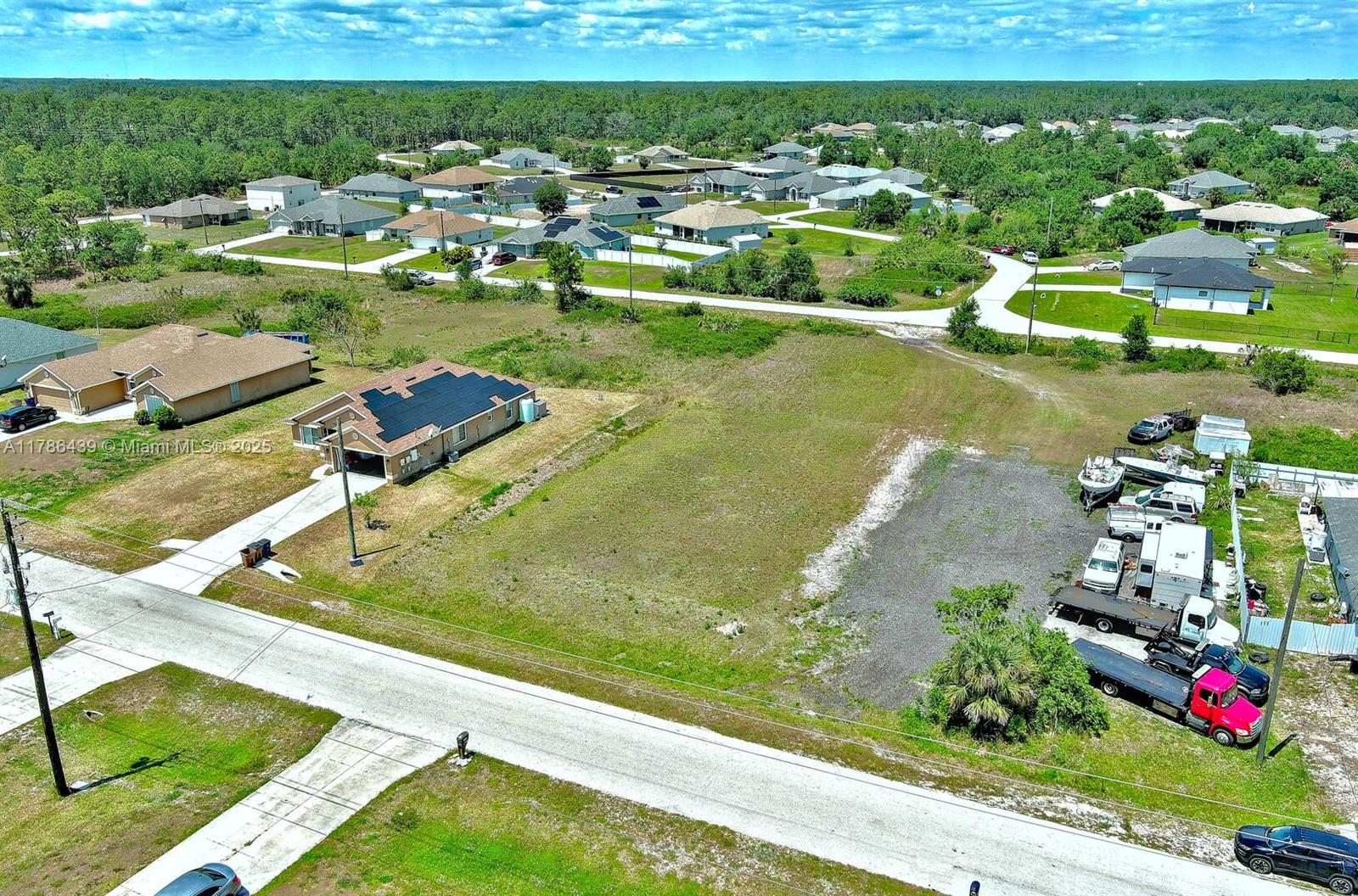 LEHIGH ACRES - Land