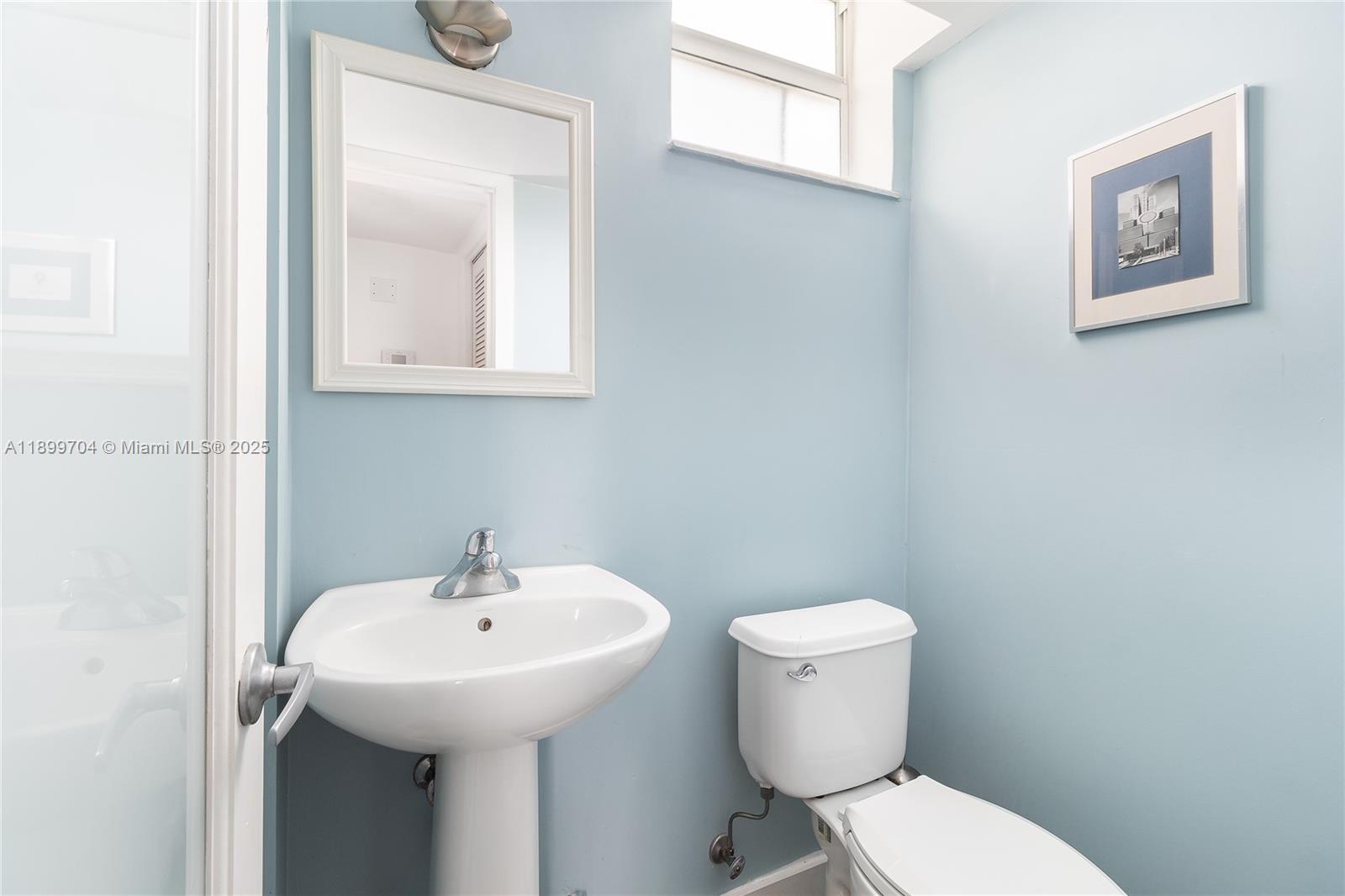 THE PARK GARDENS CONDO - Residential Lease