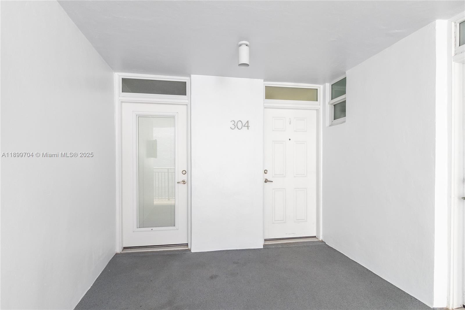 THE PARK GARDENS CONDO - Residential Lease